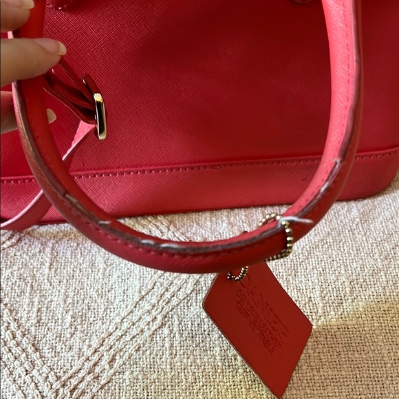 Red Handbag - Picture 3 of 7